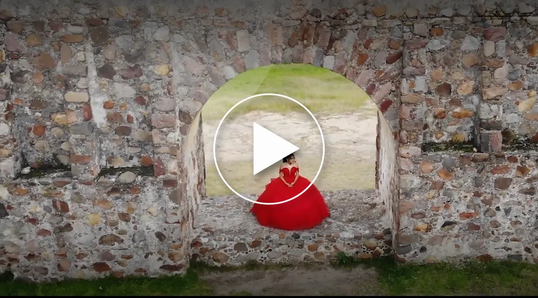 Miniatura de video de XV años 8